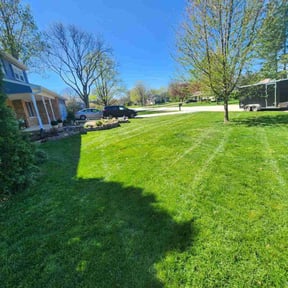 Flower Bed Weeding by Coastal Lawnworx LLC reviewed on June 15, 2022
