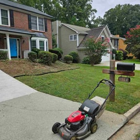 Flower Bed Weeding by T&amp;L Landscaping reviewed on October 22, 2024