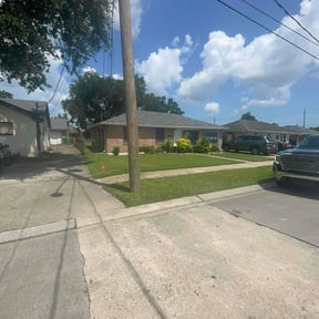Bush Trimming by Got Dat Lawn Services reviewed on August 21, 2020
