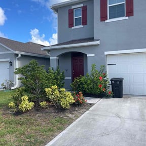 Flower Bed Weeding by Contreras Outdoors reviewed on June 3, 2022