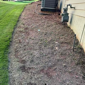 Weeding by Medina lawns service reviewed on January 5, 2024