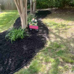 Mulching by Outsiders Landscape Co. LLC reviewed on July 14, 2022