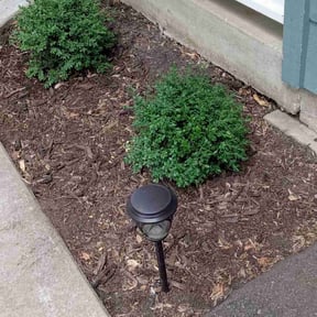 Mulching by VonBerge Family Lawncare reviewed on November 15, 2024