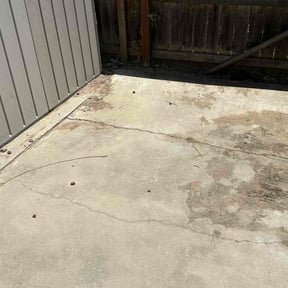 Cleanups by Skillz all lawn care services reviewed on October 9, 2022