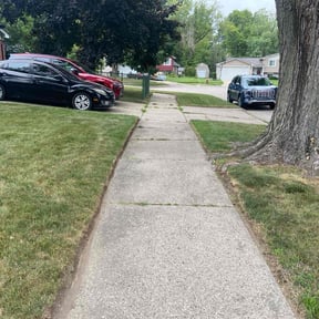 Cleanups by Hands On Landscaping and Cleaning reviewed on October 12, 2022
