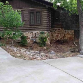 Leaf Removal by Webb's Lawn Care reviewed on August 23, 2024