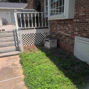 Cleanups by It Grow We Mow Lawncare LLC reviewed on October 26, 2022