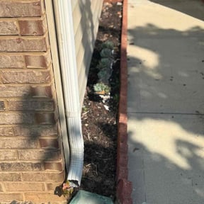 Flower Bed Weeding by TONY'S LAWN CARE reviewed on September 17, 2021