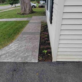 Leaf Removal by House 2 House Place 2 Place reviewed on April 27, 2024