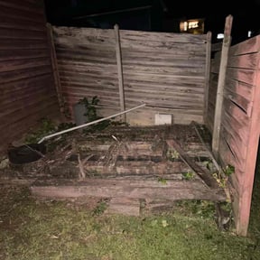 Bush Trimming by Emerald Green Property Management LLC reviewed on July 12, 2022