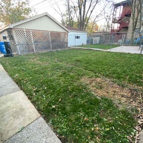 Weeding by R&L Regal Lawn Care reviewed on June 30, 2022