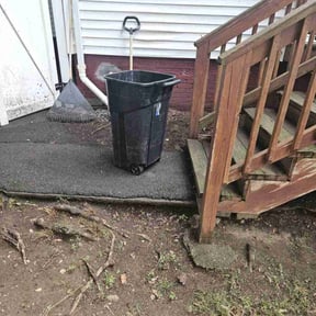 Cleanups by Parker Landscape & Maintenance reviewed on March 16, 2022