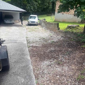 Weeding by A. I. Lawn & Maintenance reviewed on April 17, 2025