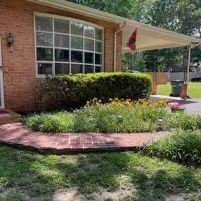 Bush Trimming by Household Maintenance &amp; Lawn Care Services reviewed on December 14, 2024