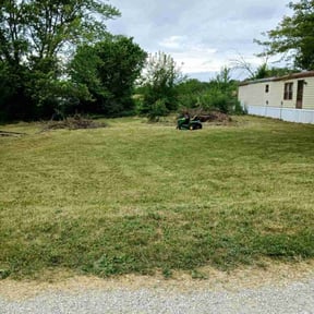 Weeding by ARG landscape &amp; Lawn LLC reviewed on August 14, 2025