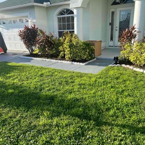 Flower Bed Weeding by Campbell's lawns reviewed on August 27, 2024