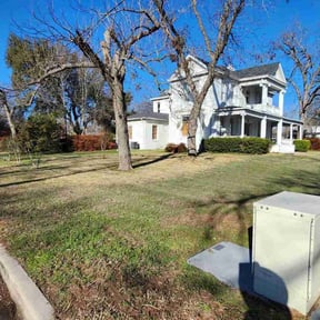 Leaf Removal by Candanoza Lawn Service reviewed on April 24, 2025