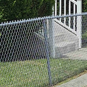 Bush Trimming by Greg's gardens reviewed on May 12, 2022