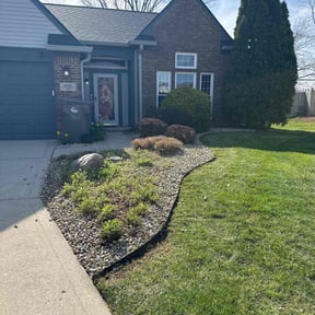 Flower Bed Weeding by Camo's Lawn Care reviewed on June 4, 2025