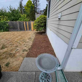 Flower Bed Weeding by Chewys Landscaping reviewed on November 21, 2024