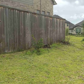Weeding by Brown Lawn and Landscape L.L.C. reviewed on August 9, 2024