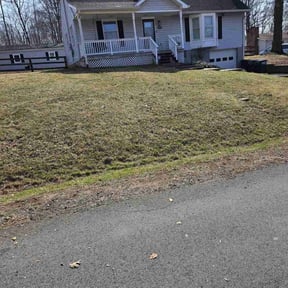 Leaf Removal by Hugheslandscaping reviewed on October 1, 2025