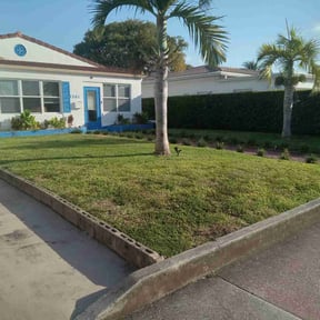residential landscaping by Fazal Management Group LLC reviewed on August 15, 2025