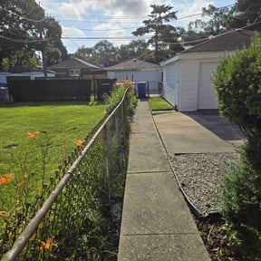 yard work by La&#039; Bella&#039;s Handy Man and Fence Services  reviewed on April 4, 2020