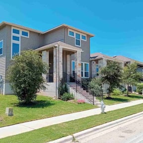 landscaping by Ruedas Spare No Pain reviewed on August 16, 2025