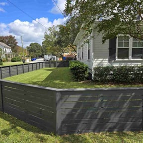landscaping by Calderon Lawn Service reviewed on August 15, 2025