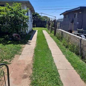 lawn service by Whitehorse Lawn care reviewed on October 24, 2023