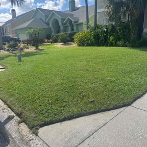 yard maintenance by Yard Hero reviewed on August 18, 2025