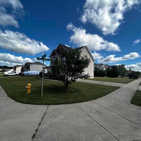 yard service by Triple S Cuts & Cleanouts reviewed on August 21, 2025