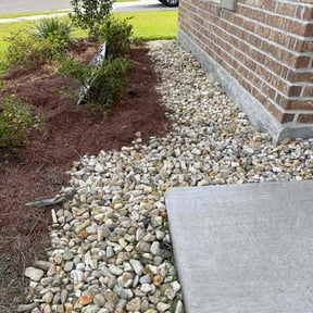 Flower Bed Weeding by MLB Landscaping reviewed on November 20, 2025