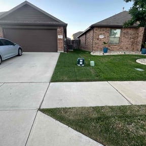 yard maintenance by B&amp;SS reviewed on August 16, 2025