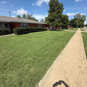landscaping services by Lampkin Lawn & More reviewed on August 18, 2025