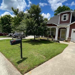 yard care by Sunnyside of Hillsborough reviewed on August 21, 2025
