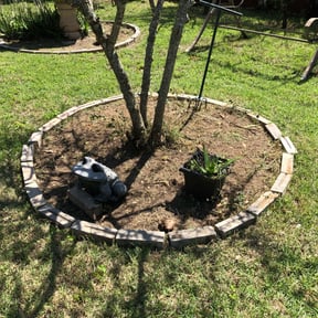 Flower Bed Weeding by Big 3 Lawns and Landscaping reviewed on August 20, 2025