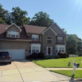 landscape maintenance by Freel&#039;s Lawn Care reviewed on April 1, 2024