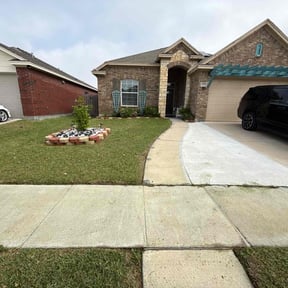 lawn care by DNA Landscaping reviewed on November 2, 2019