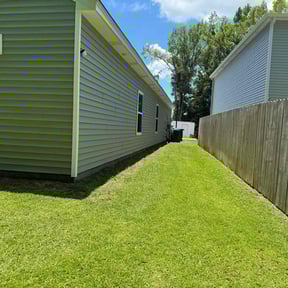 grass maintenance by Fields Lawn Care reviewed on August 6, 2025