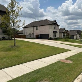 gardening service by Chicago Lawn Care & Snow Removal reviewed on August 20, 2025