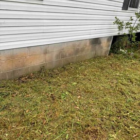 Bush Trimming by R &amp; J Enterprises 5 LLC reviewed on May 14, 2026