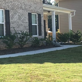 Flower Bed Weeding by Miller’s Lawncare reviewed on August 20, 2025