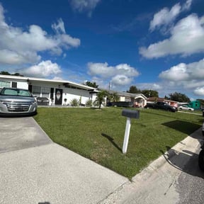 landscape maintenance by Clutch lawn service inc reviewed on December 14, 2025