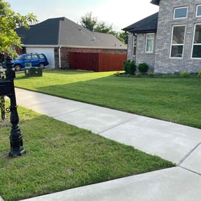 yard work by Larkin Lawn Care reviewed on August 21, 2025
