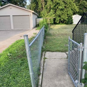Bush Trimming by Top Lawn Companies, LLC reviewed on August 17, 2025