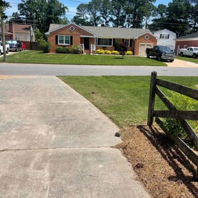 gardening service by That Lawn Guy reviewed on August 19, 2025