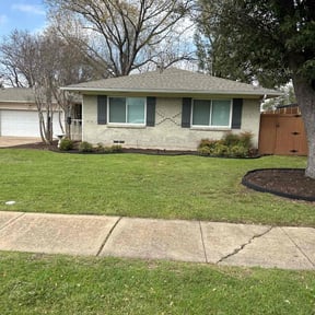 gardening service by Veterans lawn services reviewed on August 21, 2025