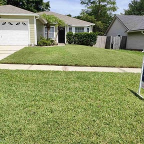 residential landscaping by ITZ Our Turn LLC reviewed on August 17, 2025